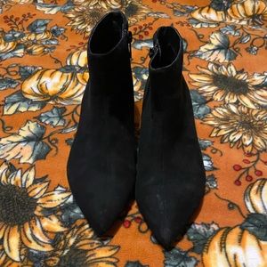 Women’s Torrid Booties 
Size: 8 W
Color: Black
Material: Faux Suede
Kitten heel